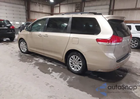 2011 Toyota Sienna Xle V6 from USA, damaged, VIN 5TDYK3DC5BS038231